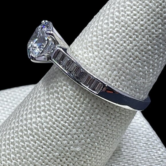 YGI 925 Sterling Silver Engagement Ring Size 8 Elegant Coquette Baguette NWOT - Picture 5 of 6